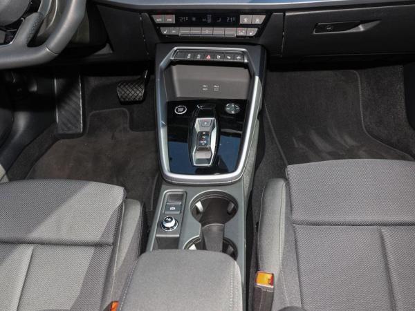 Audi A3 Limousine S line 35 TDI S-tronic KAMERA+NAVI