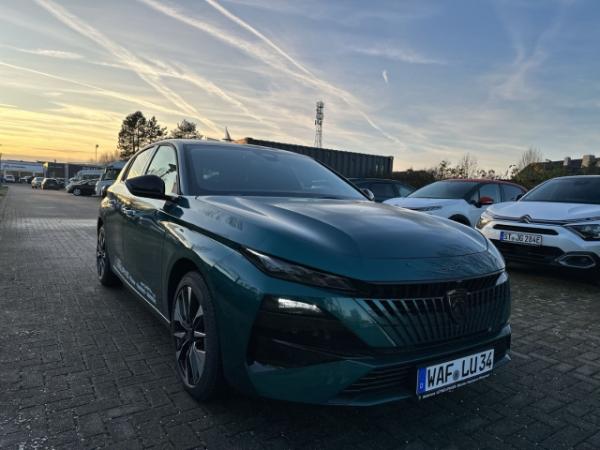 Peugeot 308 Allure HYBRID 145 e-DSC6 Navi 360 Kamera ACC