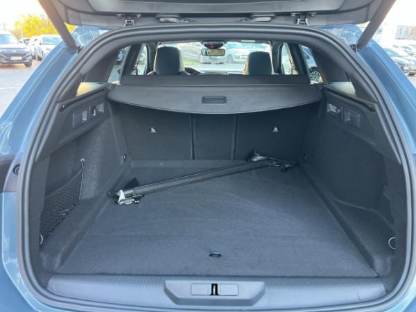 Peugeot 308 SW GT Hybrid 145 e-DSC6 *SOFORT VERFÜBAR*