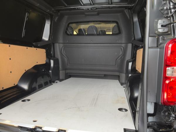 Opel Vivaro Doppelkabine