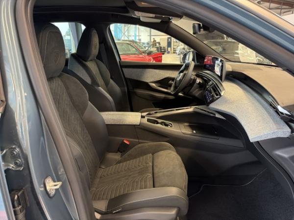 Peugeot 3008 Launch Edition Dual-Elektromotor 325 AWD