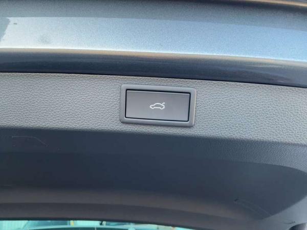 Skoda Karoq KAROQ SPORTLINE 2,0 TSI 140 KW 7-GANG-DSG 4X4