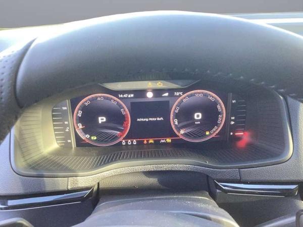 Skoda Karoq KAROQ SPORTLINE 1,5 TSI 110 KW 7-GANG-DSG