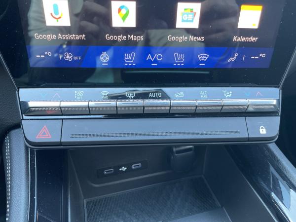 Renault Austral E-Tech Full Hybrid 200 Iconic