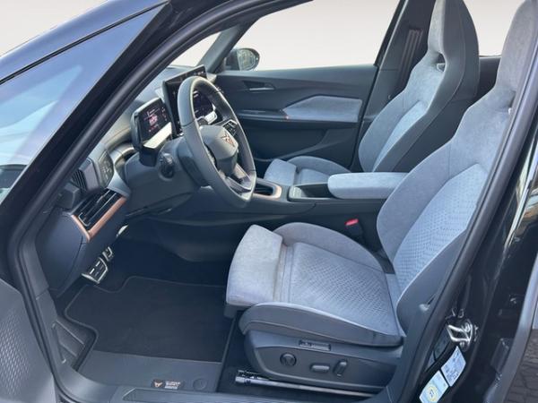 Cupra Born Edition Dynamic 79KWH Wärmepumpe Sennheiser Kamera