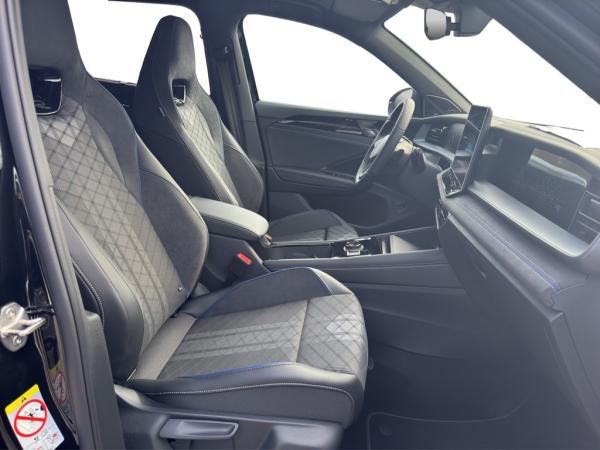 Volkswagen Tayron R-Line 2.0TDI 193 PS *BLACK STYLE*MATRIX*NAV*AHK*PANO*STANDHZG*WKR*74.215€