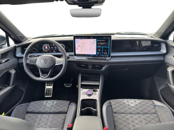 Volkswagen Tayron R-Line 2.0TDI 193 PS *BLACK STYLE*MATRIX*NAV*AHK*PANO*STANDHZG*WKR*74.215€