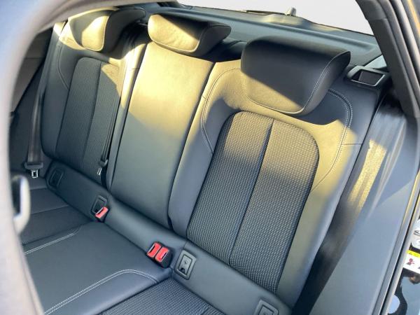 Audi Q2 35 TFSI S line S tronic AHK MATRIX KAMERA