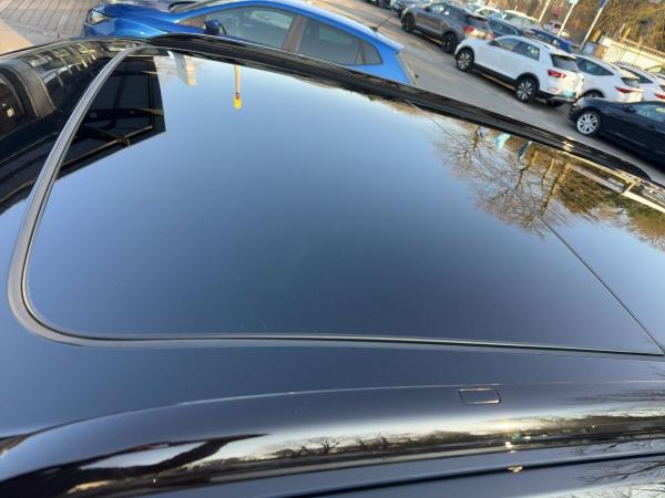 Volkswagen Touareg 3.0 TDI DSG R-Line 4M Panoramadach