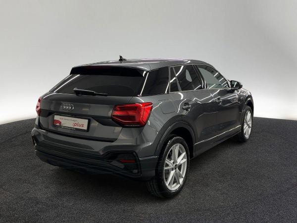 Audi Q2 S line 35 TFSI S tr. LEDER AHK MATRIX RFK NAVI