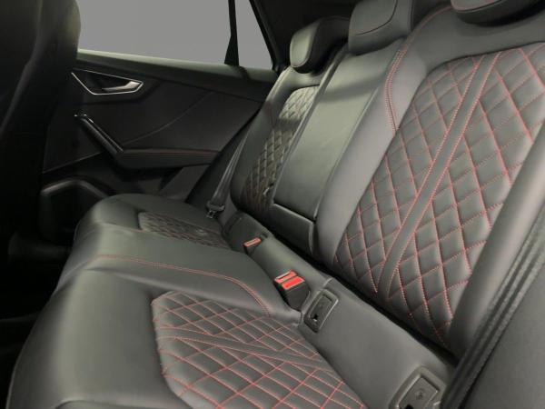 Audi Q2 S line 35 TFSI S tr. LEDER AHK MATRIX RFK NAVI