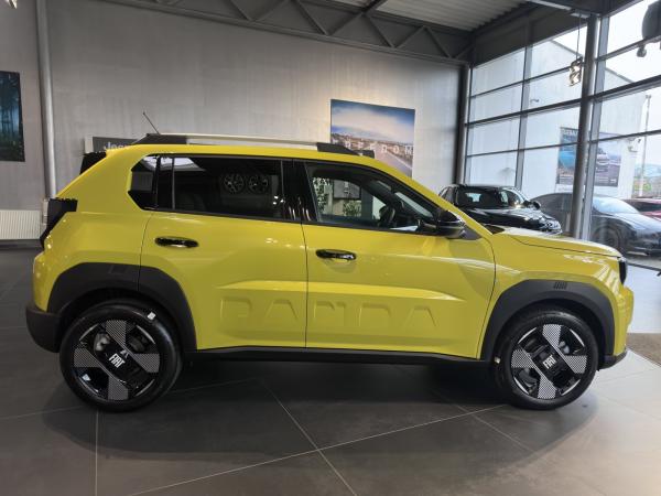 Fiat Grande Panda Hybrid 1.2 DCT-LA PRIMA-