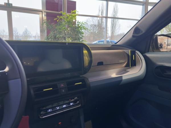 Fiat Grande Panda Hybrid 1.2 DCT-LA PRIMA-