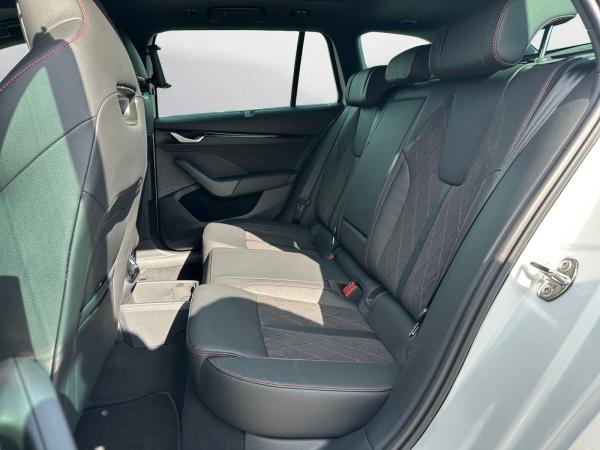 Skoda Octavia Combi RS 2,0 TSI 7-Gang-DSG