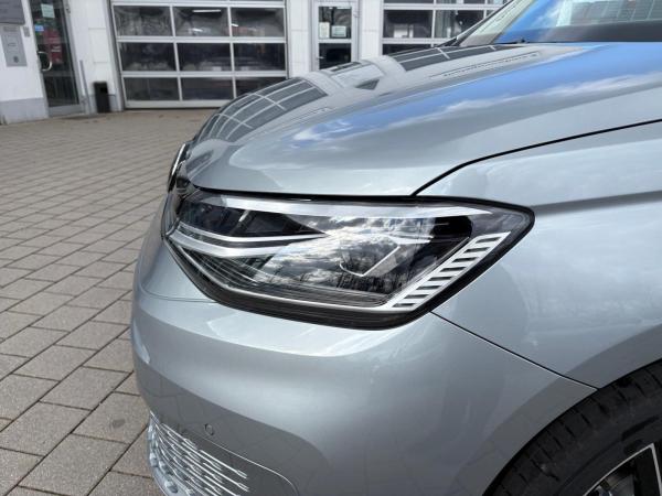 Volkswagen Caddy Style 5-Sitzer 1.5TSI DSG NAVI,PDC,AHK,KAMERA,5J-Garantie