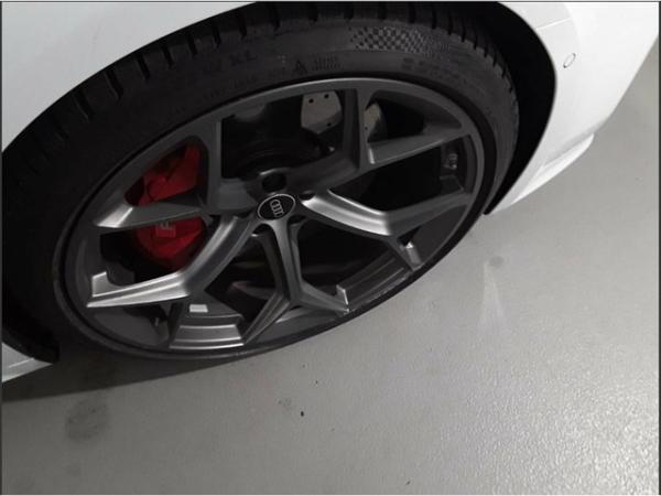 Audi RS6 Avant performance quattro tiptronic