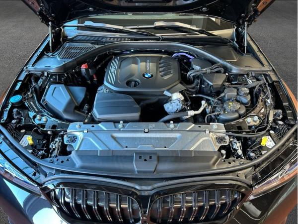 BMW 320 320d Aut. , 4-türig (Diesel)