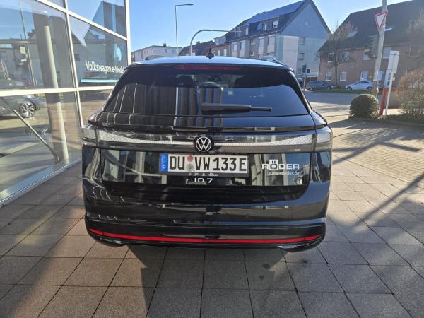 Volkswagen ID.7 Tourer Pro S (286 PS) //SOFORT VERF.// Massage, AHK, Pano, Navi usw.