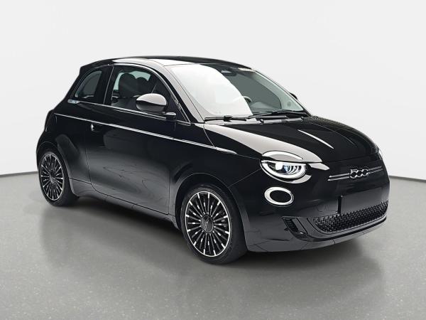 Fiat 500e ELEKTRO 42 KWH WINTERRÄDER BY BOCELLI NAVI KLIMA LED JBL APPLE/ANDROID LM17