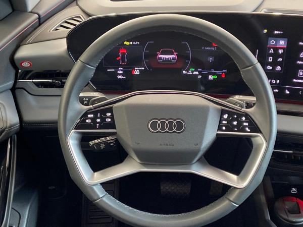 Audi Q6 e-tron *S-line*Matrix*HuD*AHK*Tech pro*