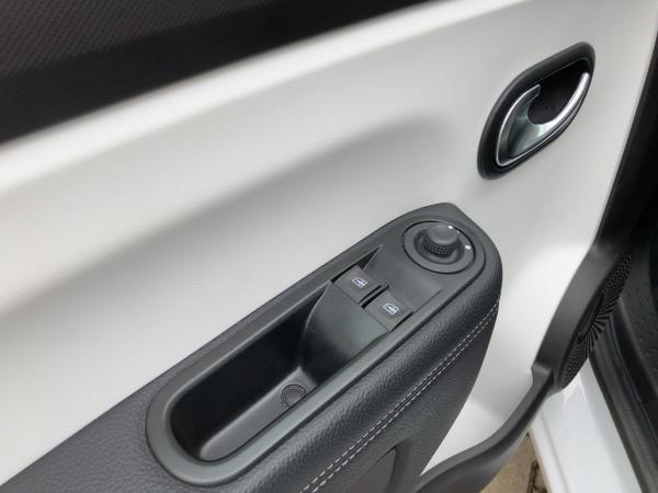 Renault Twingo Equilibre Electric DAB+ KLIMA