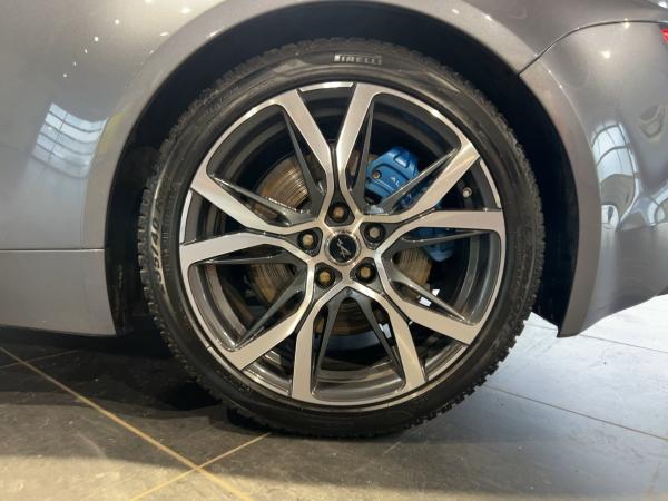 Alpine A110 GT 300 Kamera Navi Sitzheizung Allwetter