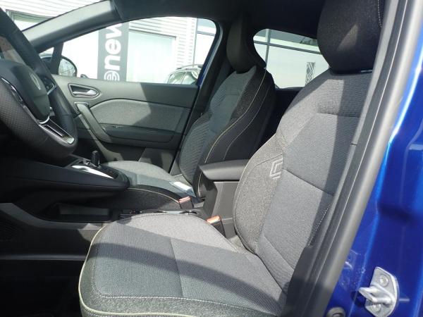 Renault Captur Techno Mild Hybrid 140 EDC