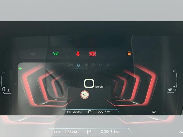 KGM Tivoli Nomad 1.5 2WD *LED/SHZ/RFK/APP/PDC*