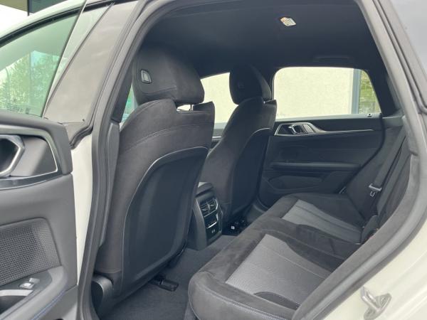 BMW i4 eDrive40 M Sport || KURZZEIT-LEASING INKL. KASKO