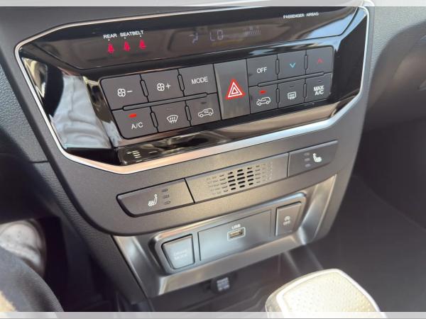 KGM Tivoli Nomad AT 1.5 2WD *LED/SHZ/RFK/APP/PDC*