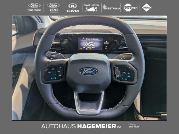 Ford Explorer Premium Extended Range RWD