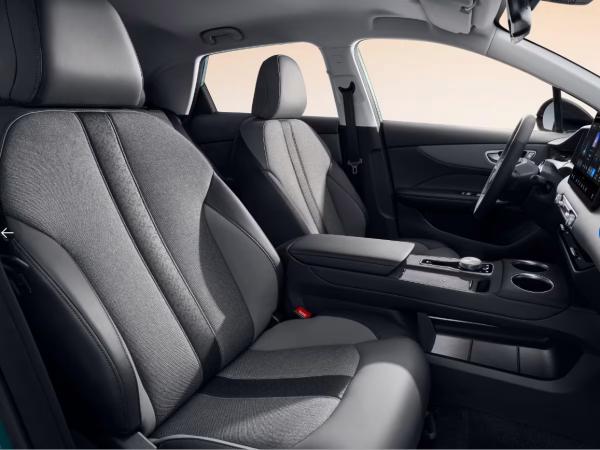 MG MG4 Premium 64 kWh| ℕ𝕖𝕦𝕖𝕤 𝕄𝕠𝕕𝕖𝕝𝕝|