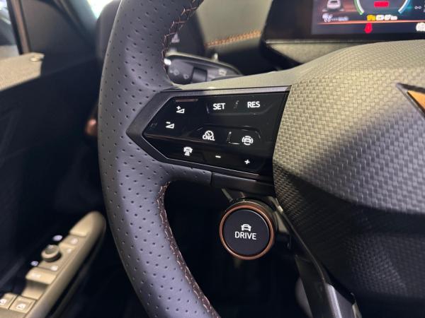 Cupra Born VZ *HuD*Navi*Wärmep.*Sennheiser*Kamera*