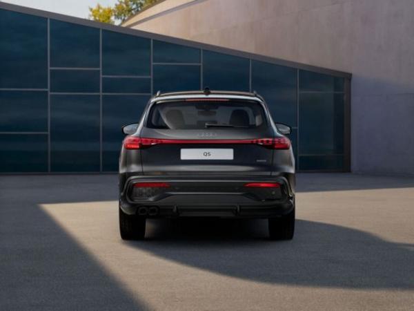 Audi Q5 2.0 TDI quattro S line