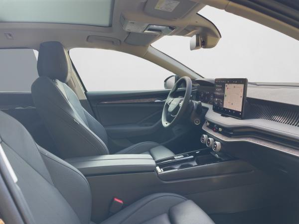 Skoda Superb 2.0 TDI 4X4 *PANO*AHK*STANDHZ*INKL. WINTERRÄDER*