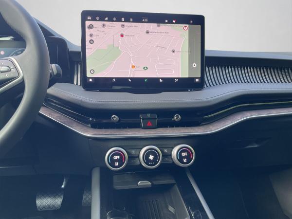 Skoda Superb 2.0 TDI 4X4 *PANO*AHK*STANDHZ*INKL. WINTERRÄDER*