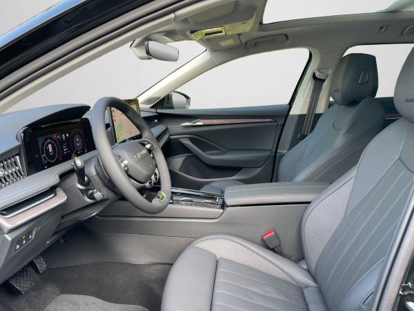 Skoda Superb 2.0 TDI 4X4 *PANO*AHK*STANDHZ*INKL. WINTERRÄDER*