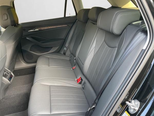 Skoda Superb 2.0 TDI 4X4 *PANO*AHK*STANDHZ*INKL. WINTERRÄDER*