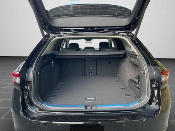 Skoda Superb 2.0 TDI 4X4 *PANO*AHK*STANDHZ*INKL. WINTERRÄDER*