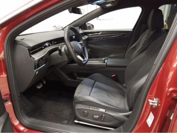 Volkswagen ID.7 Tourer Pro S 210 kW - HUD IQ.Drive Matrix-LED Navi AHK Area View Wärmepumpe LM Massage SHZ