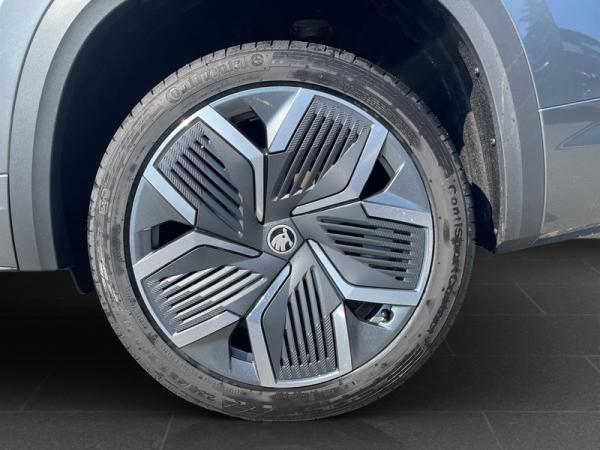 Skoda Kodiaq Skoda Kodiaq 1.5 TSI iV DSG Sportline *GEWERBE*0,5%* l AHK l HUD l CANTON l KESSY l NAVI l DAB l MAT