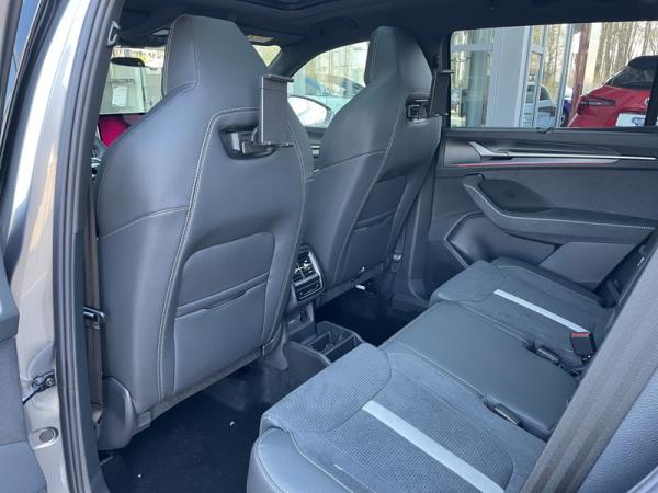 Skoda Kodiaq Skoda Kodiaq 1.5 TSI iV DSG Sportline *PRIVAT*0,5%* l AHK l HUD l CANTON l KESSY l NAVI l DAB l MATR