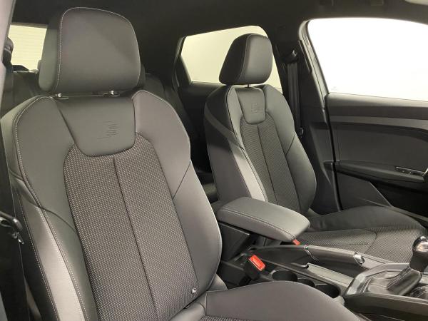Audi A1 Sportback 30 TFSI S line - kurzfristig verfügbar !