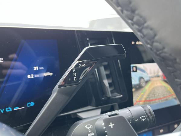 Renault Espace Iconic E-TECH Full-Hybrid 200 Vision Paket Ganzjahres Reifen