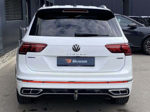 Volkswagen Tiguan Allspace 2.0 TDI DSG R-Line 4MOT NAVI RFK Matrix-LED AHK