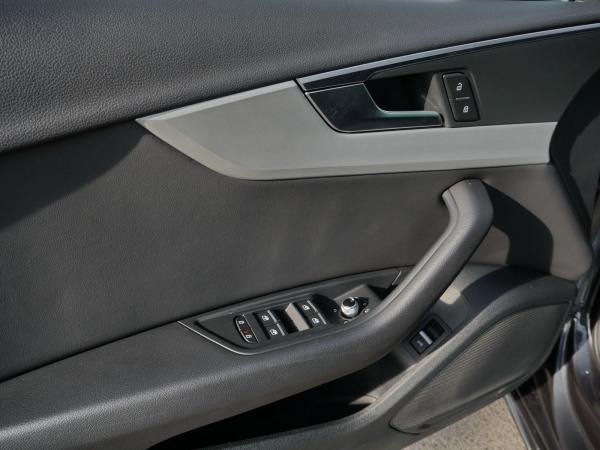 Audi A4 Avant 40 TFSI qu. *LEDER*LED*RFK*VIRTUAL*DAB*