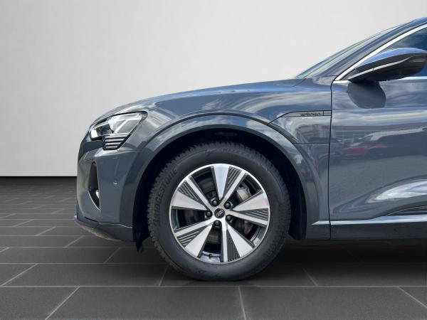 Audi Q8 e-tron S line quattro AHK MATRIX 360°KAMERA ACC NAVI+