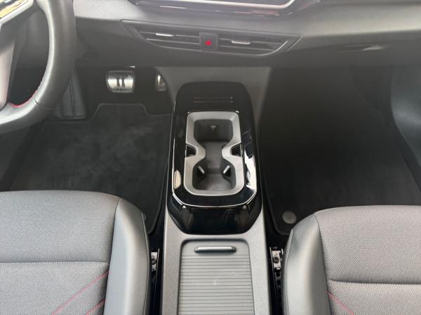 Volkswagen ID.5 GTX 4Motion 360 HUD EASYOPEN H&K DCC INKL. WINTERRÄDER + GARANTIE