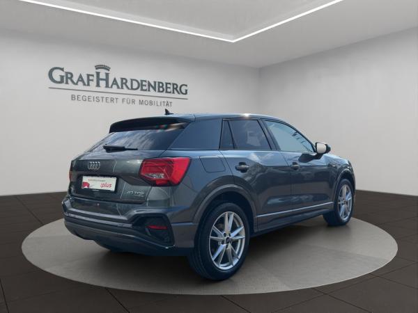 Audi Q2 S-Line 40TFSI Quat. Navi AHK Rückfahrkamera