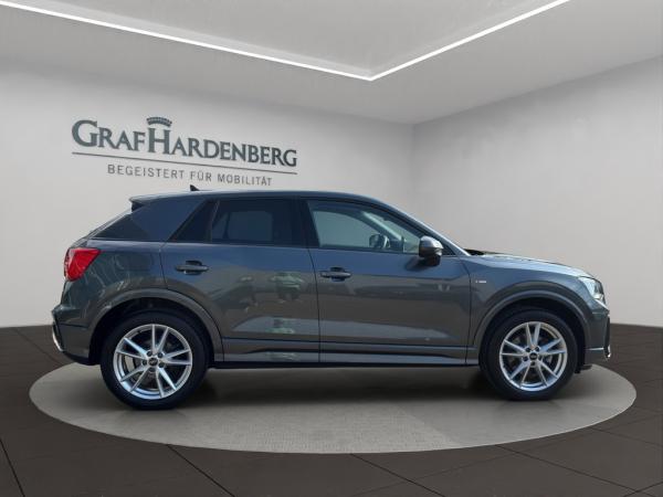Audi Q2 S-Line 40TFSI Quat. Navi AHK Rückfahrkamera